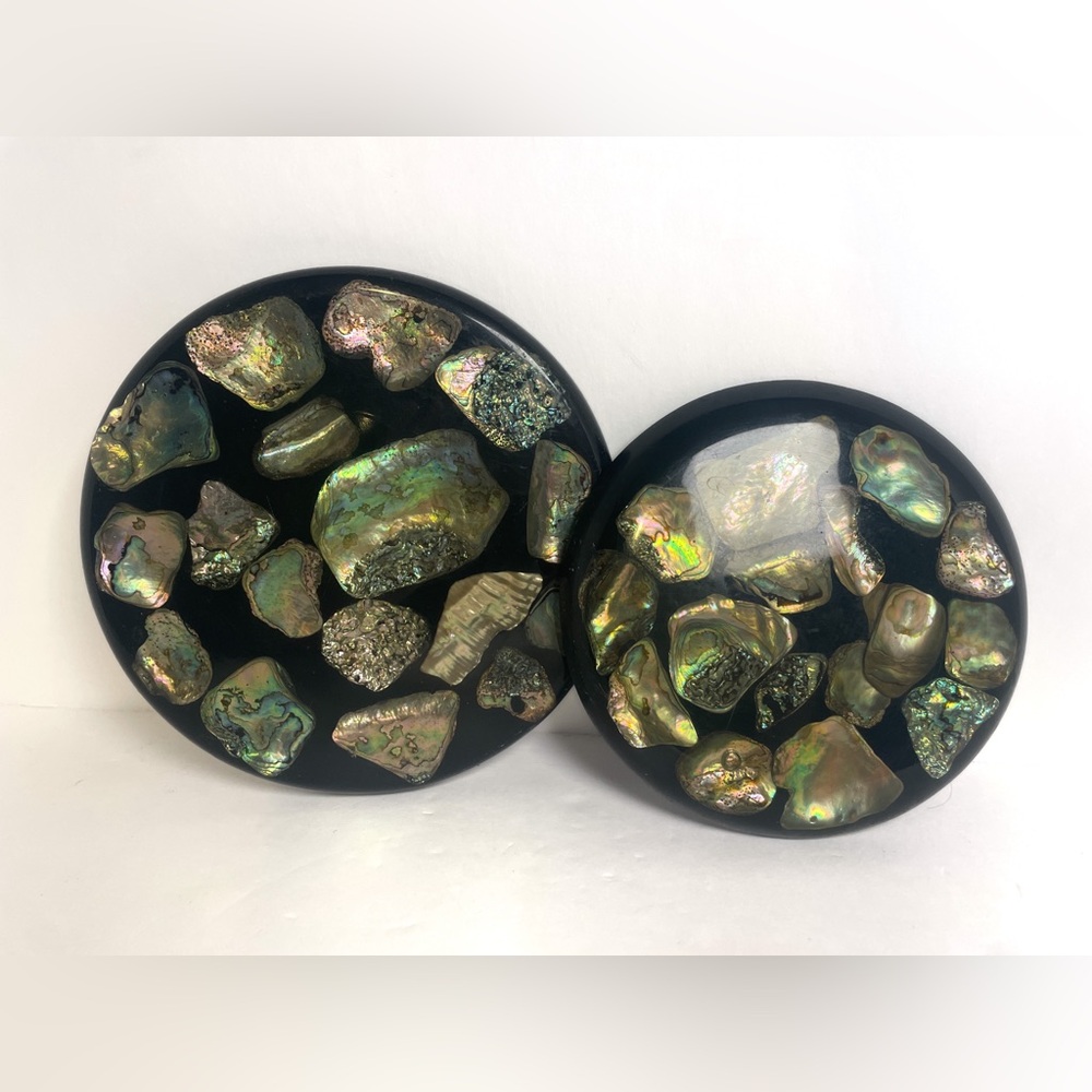 SET 2 Black Abalone Shells Lucite Hotplate Trivets Made In USA New Trends Inds.